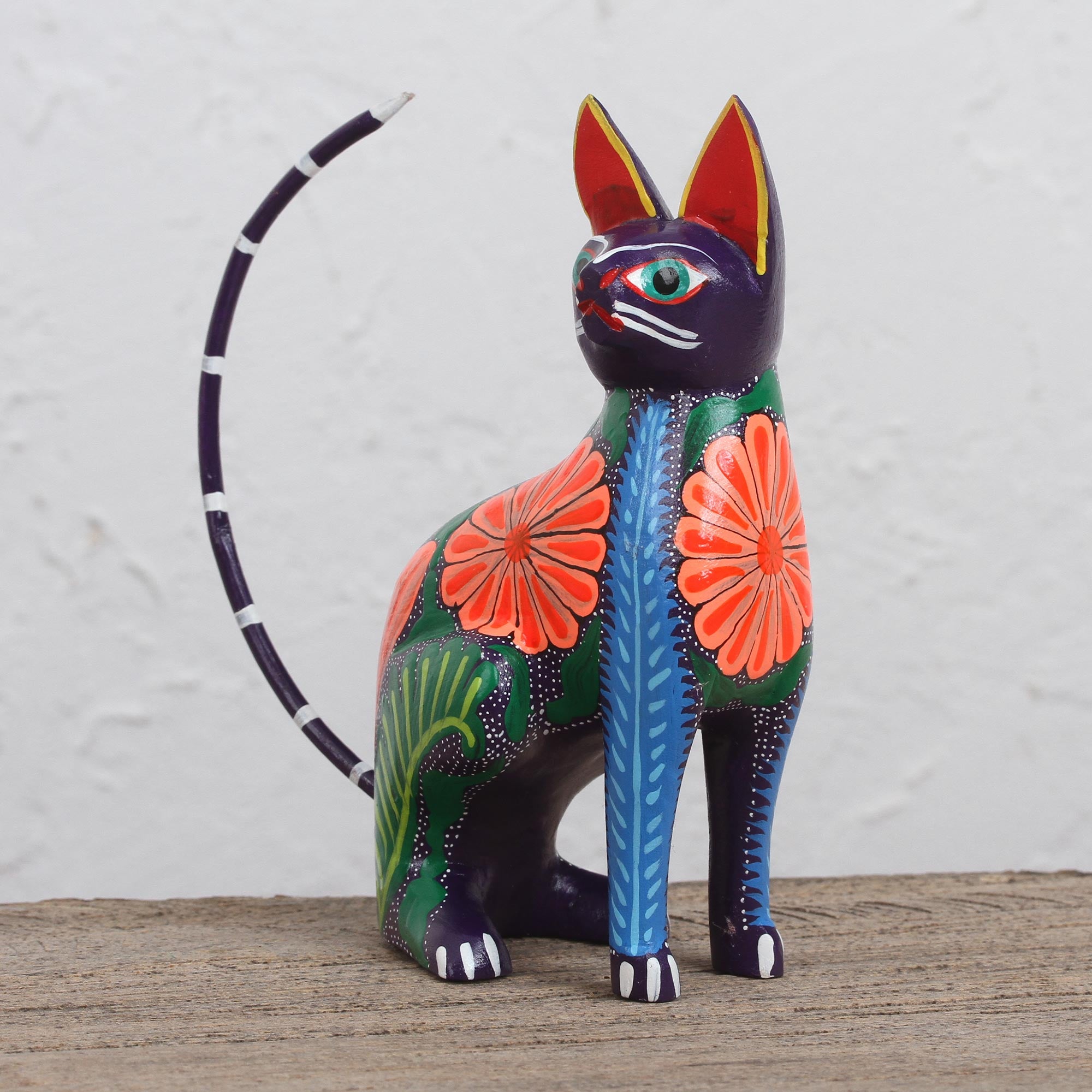 Premium Handcrafted Copal Wood Alebrije Cat Figurine - Authentic Mexican Artistry