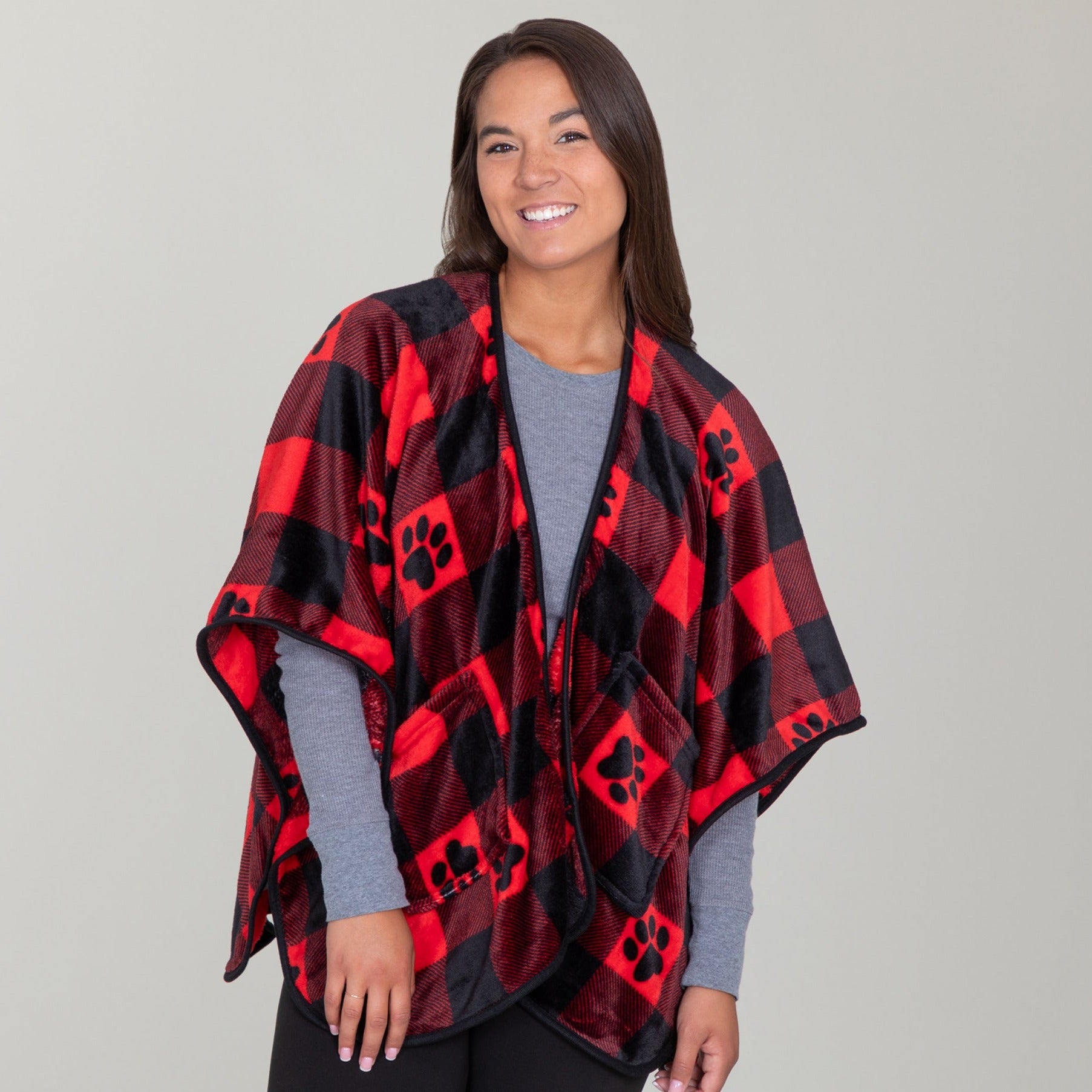 Ultimate Cozy Paw Print Pocket Wrap – Premium Fleece Shawl