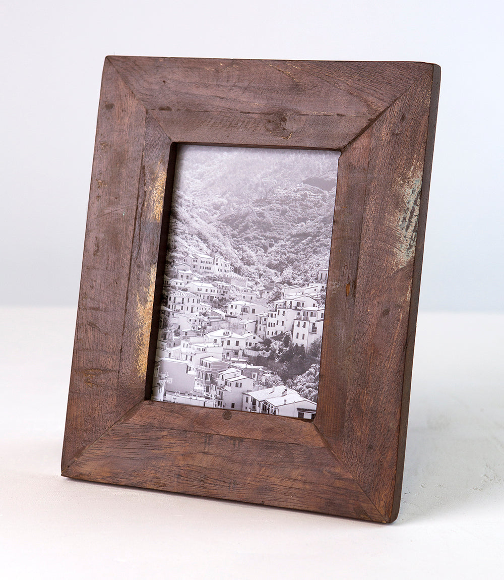 Premium Puri Beach House Photo Frame - Eco Chic Handmade Decor