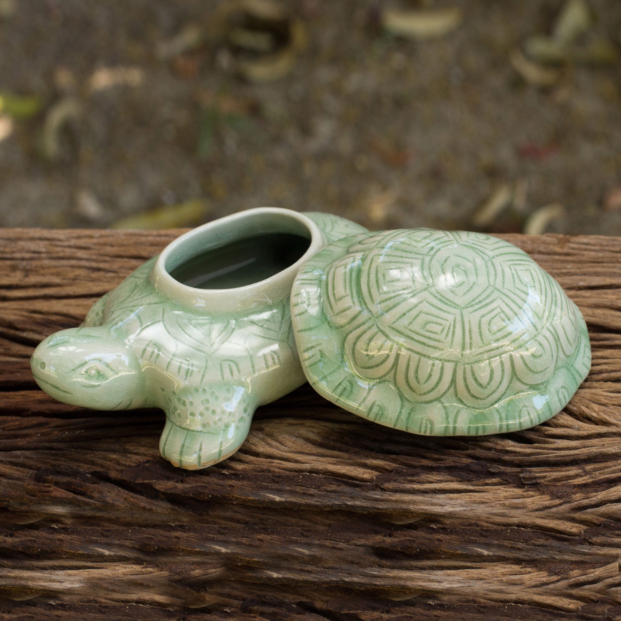 Premium Handcrafted Green Thai Celadon Turtle Box – Ultimate Decorative Storage