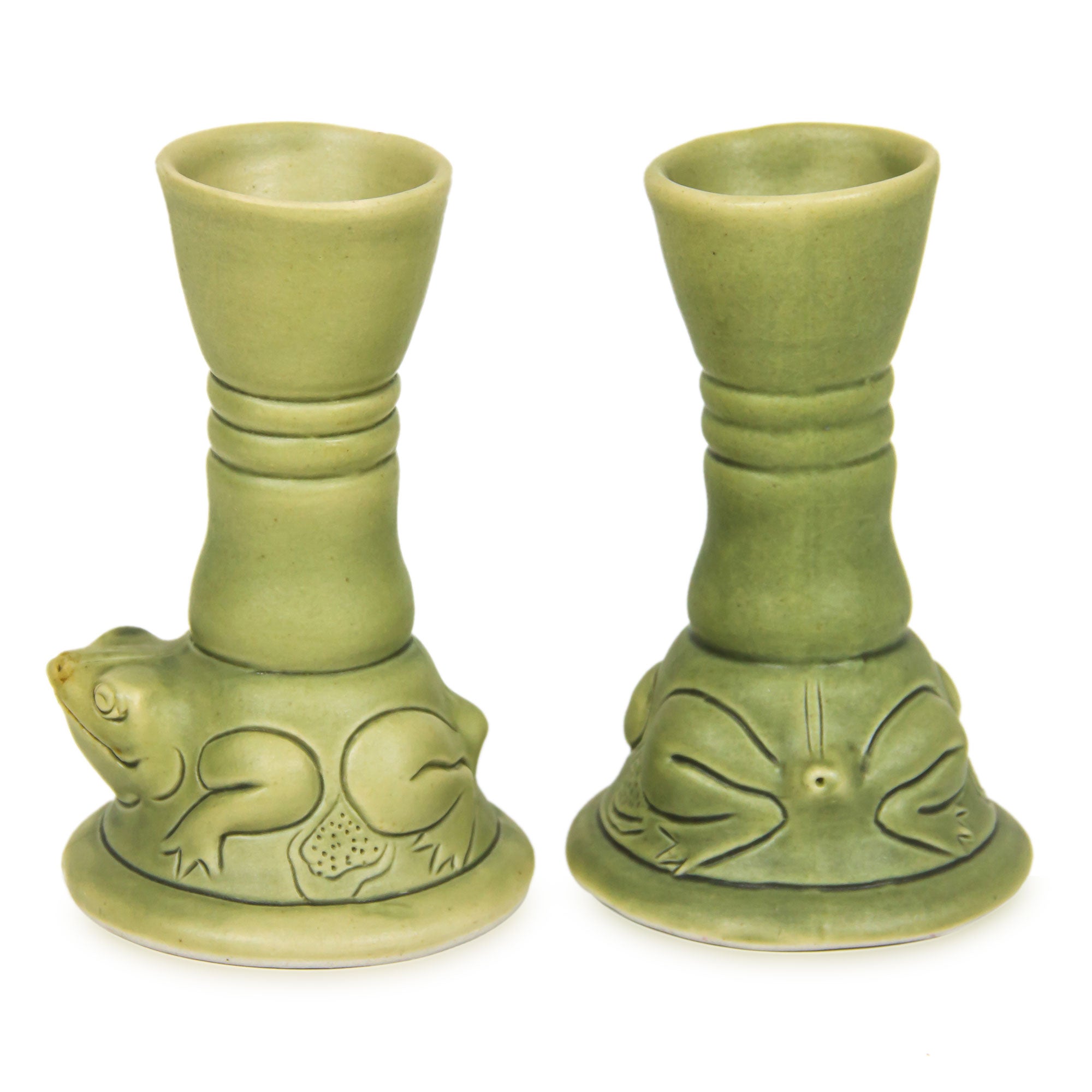Premium Yoke Frog Ceramic Candle Holders - Handcrafted Pair for Good Fortune