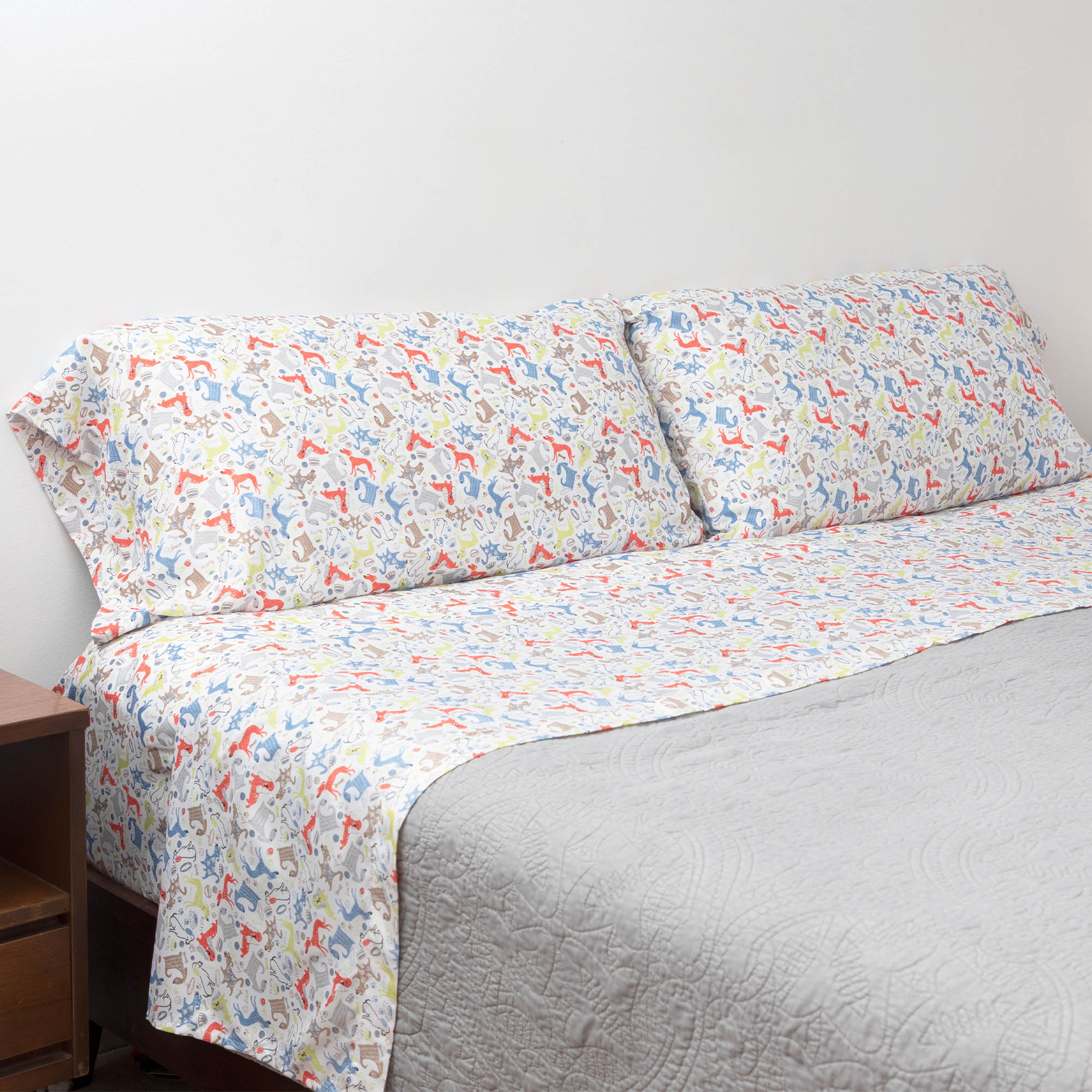 Ultimate Comfort Microfiber Sheet Set - Playful & Premium Design