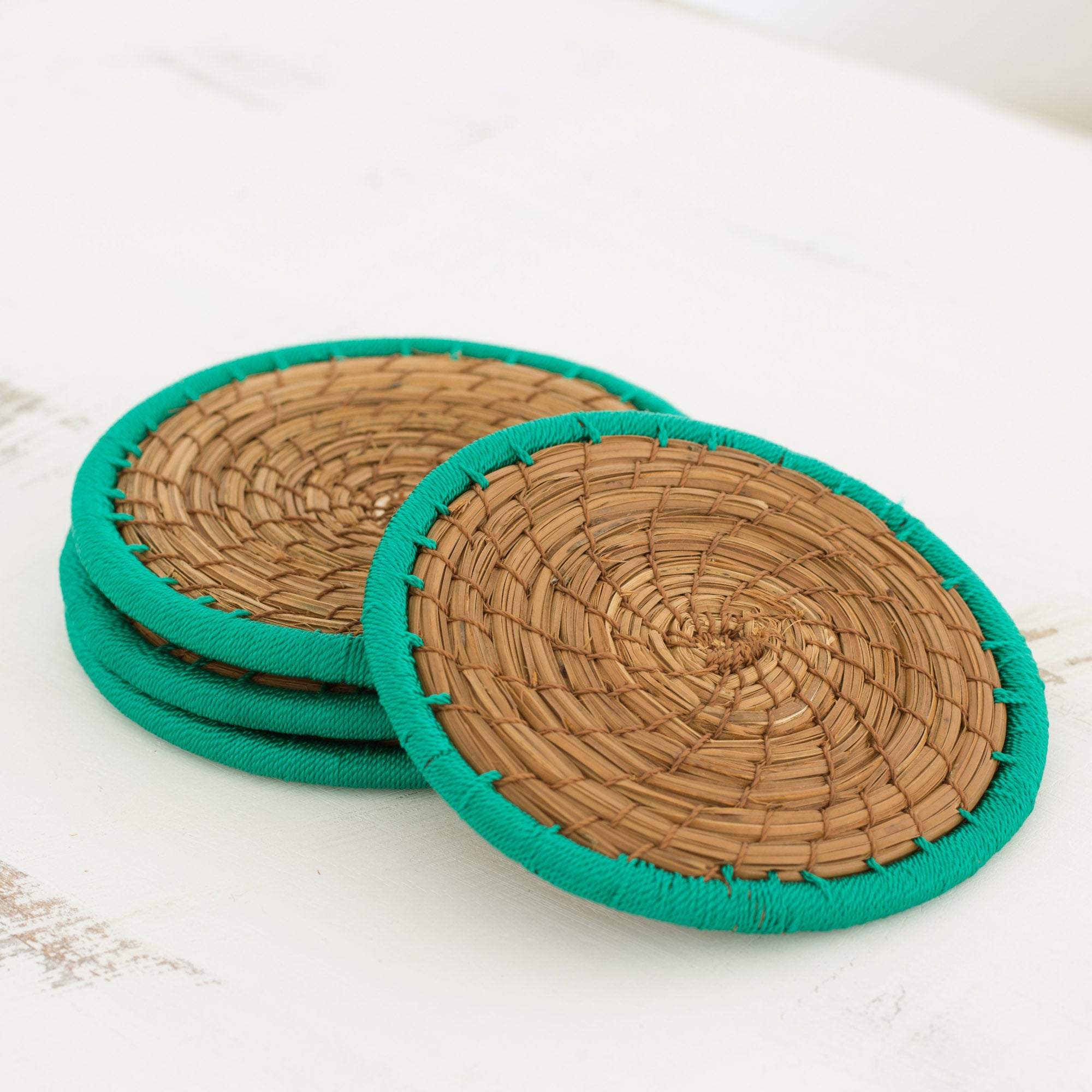 Premium Handwoven Latin Toast Coasters Set of 4 - Eco-Friendly Pine Needle & Polyester Design