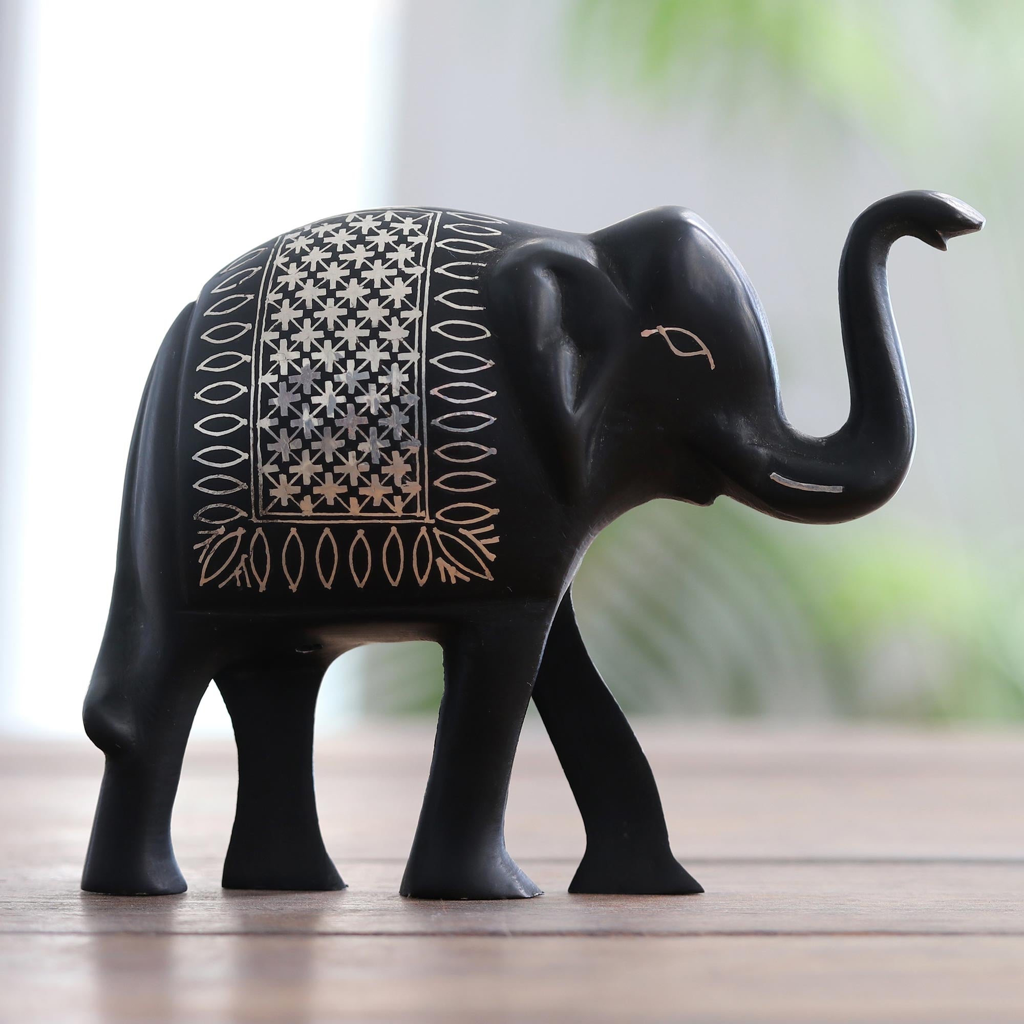 Premium Silver Inlay Bidri Elephant Figurine – Handcrafted Indian Artistry