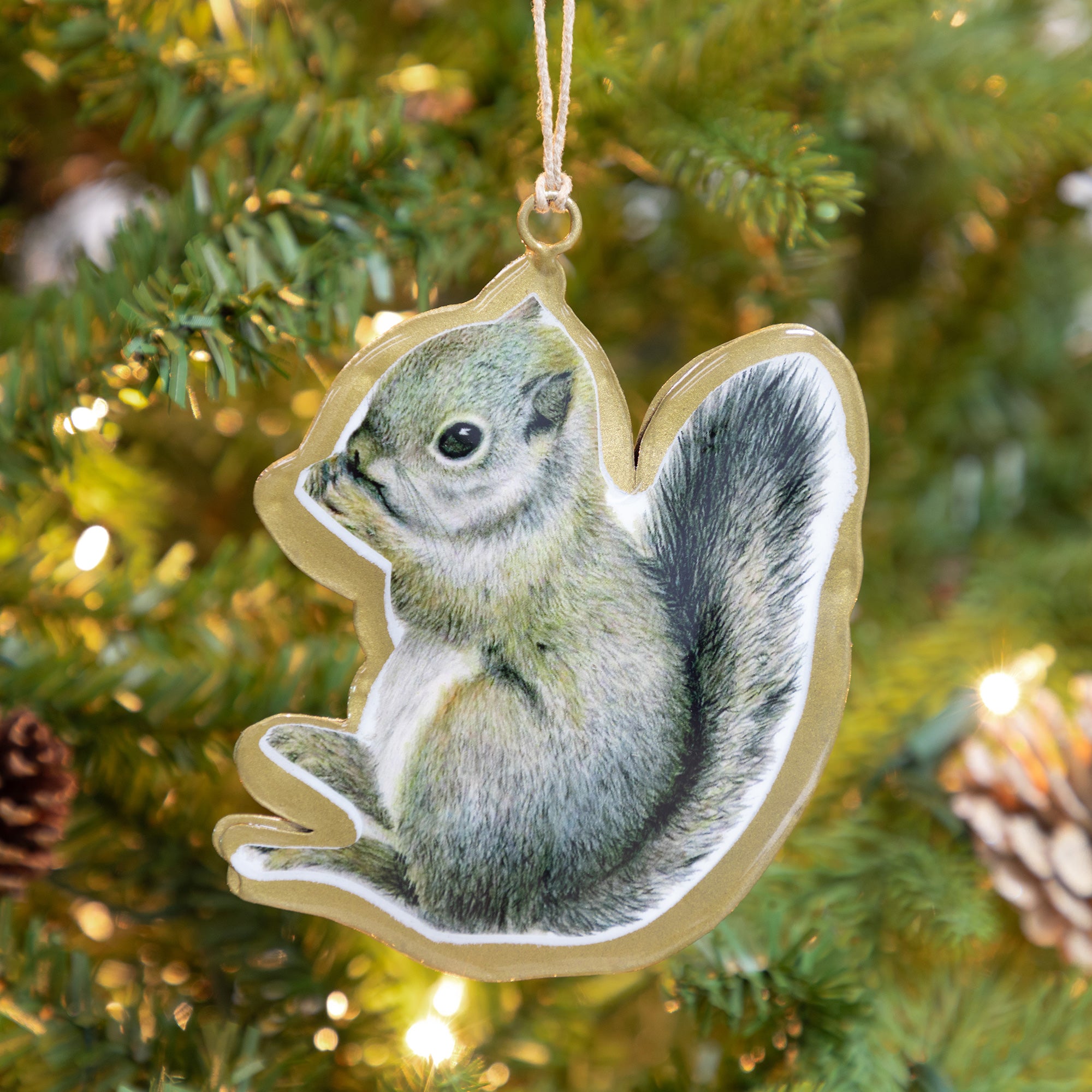Premium Squirrel Lover's Metal Ornament - Ultimate Holiday Decor