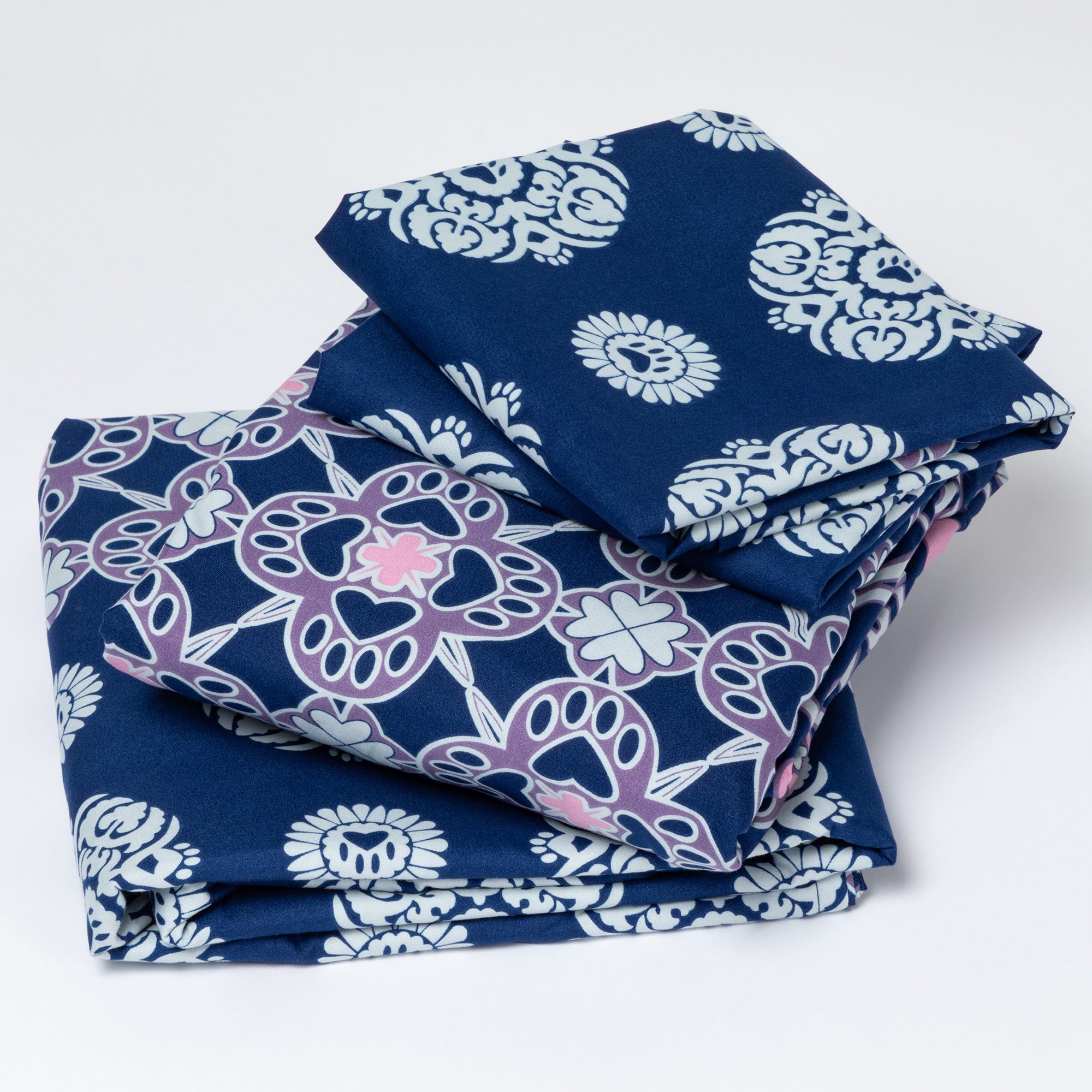 Premium Paws & Medallions Microfiber Sheet Set - Ultimate Comfort for Animal Lovers