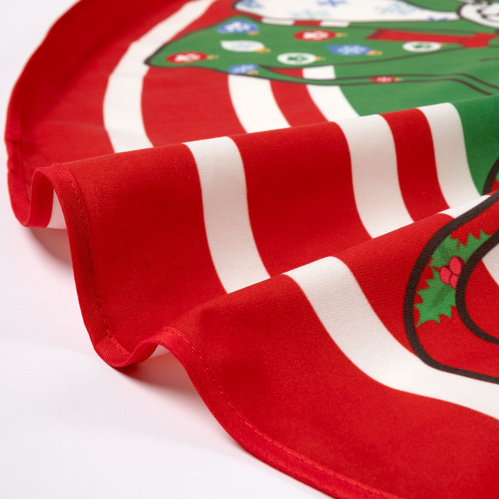 Premium Christmas Tree Skirt for Pet Lovers
