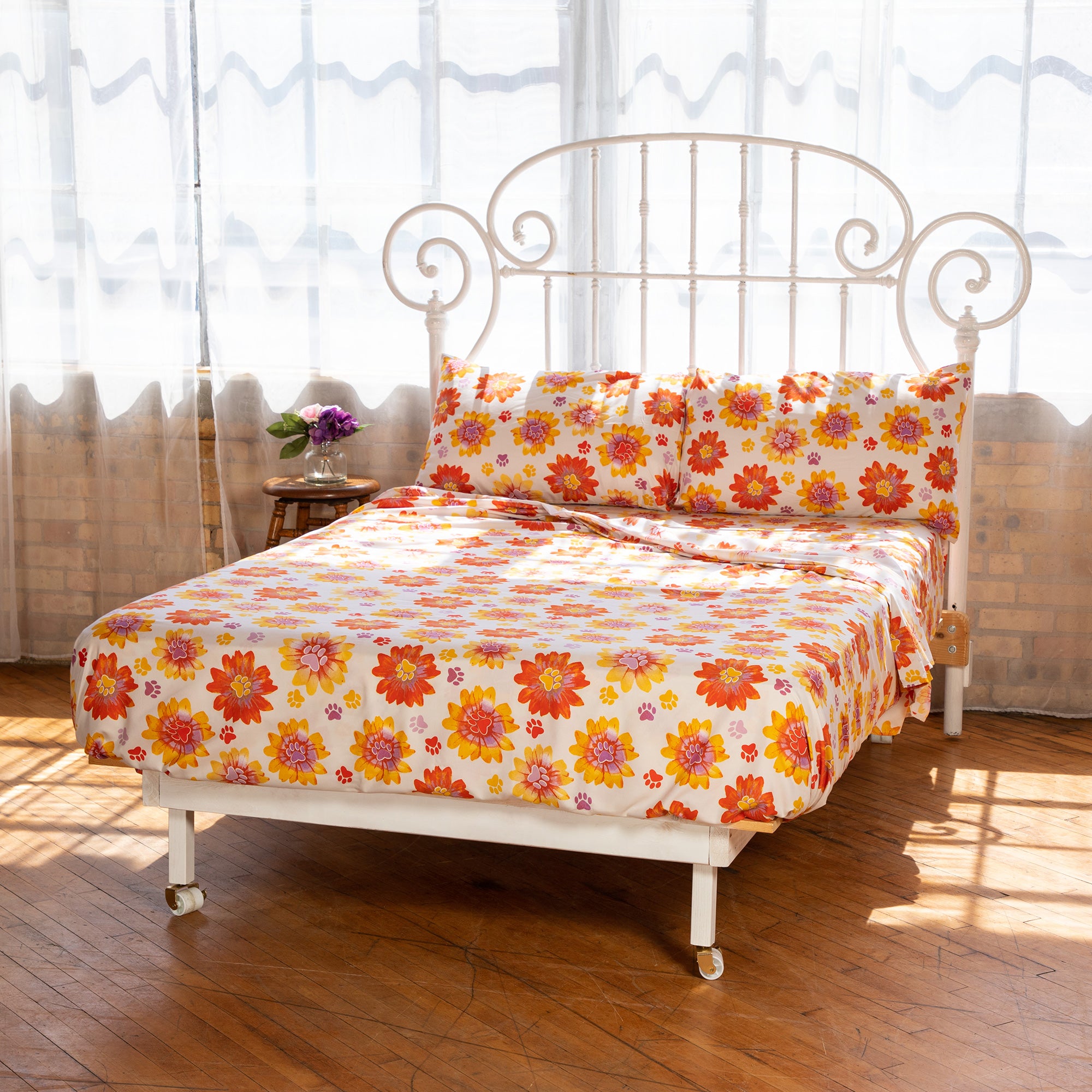 Premium Retro Paws Microfiber Luxury Sheet Set