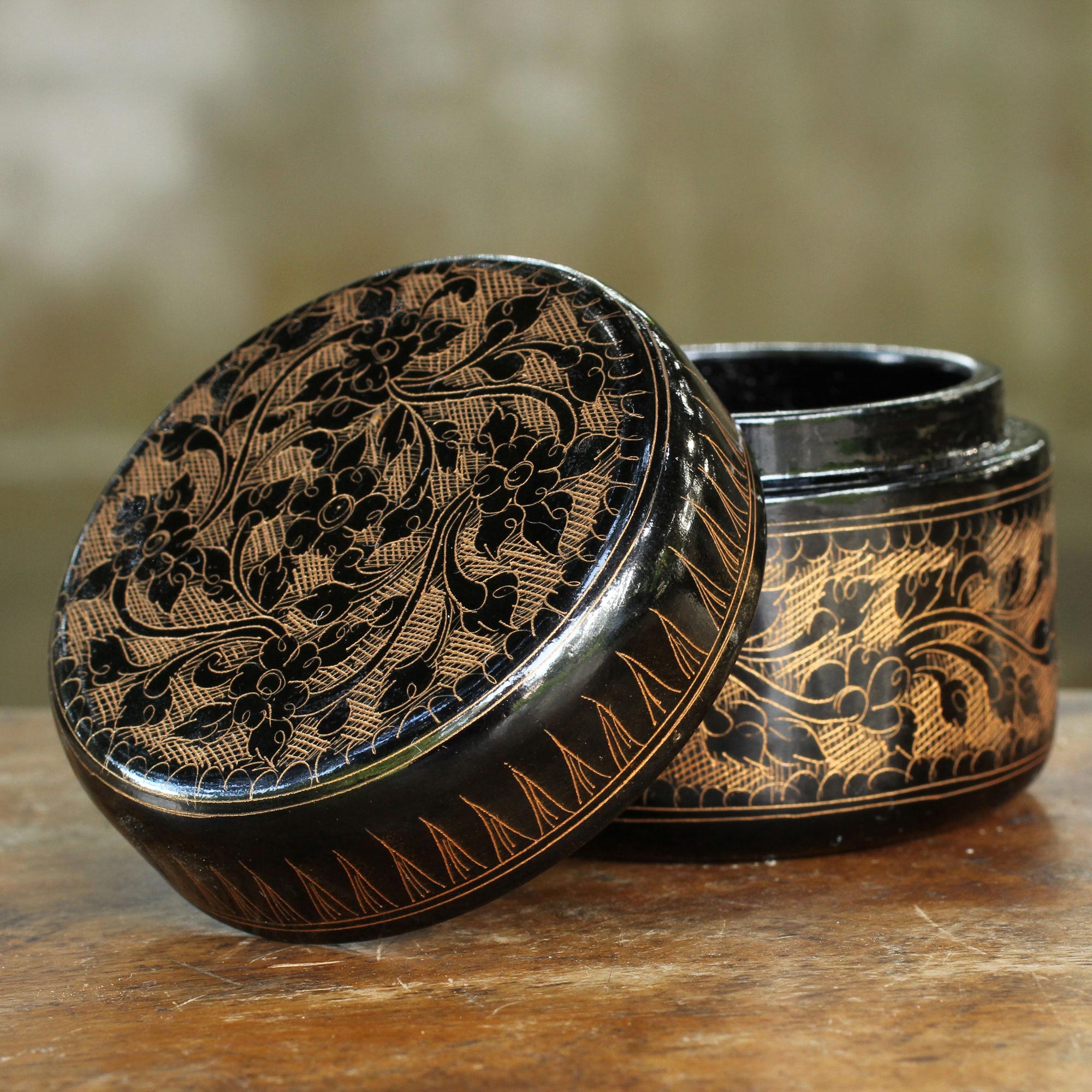 Premium Golden Flora Handcrafted Decorative Box – Thai Lacquered Mango Wood