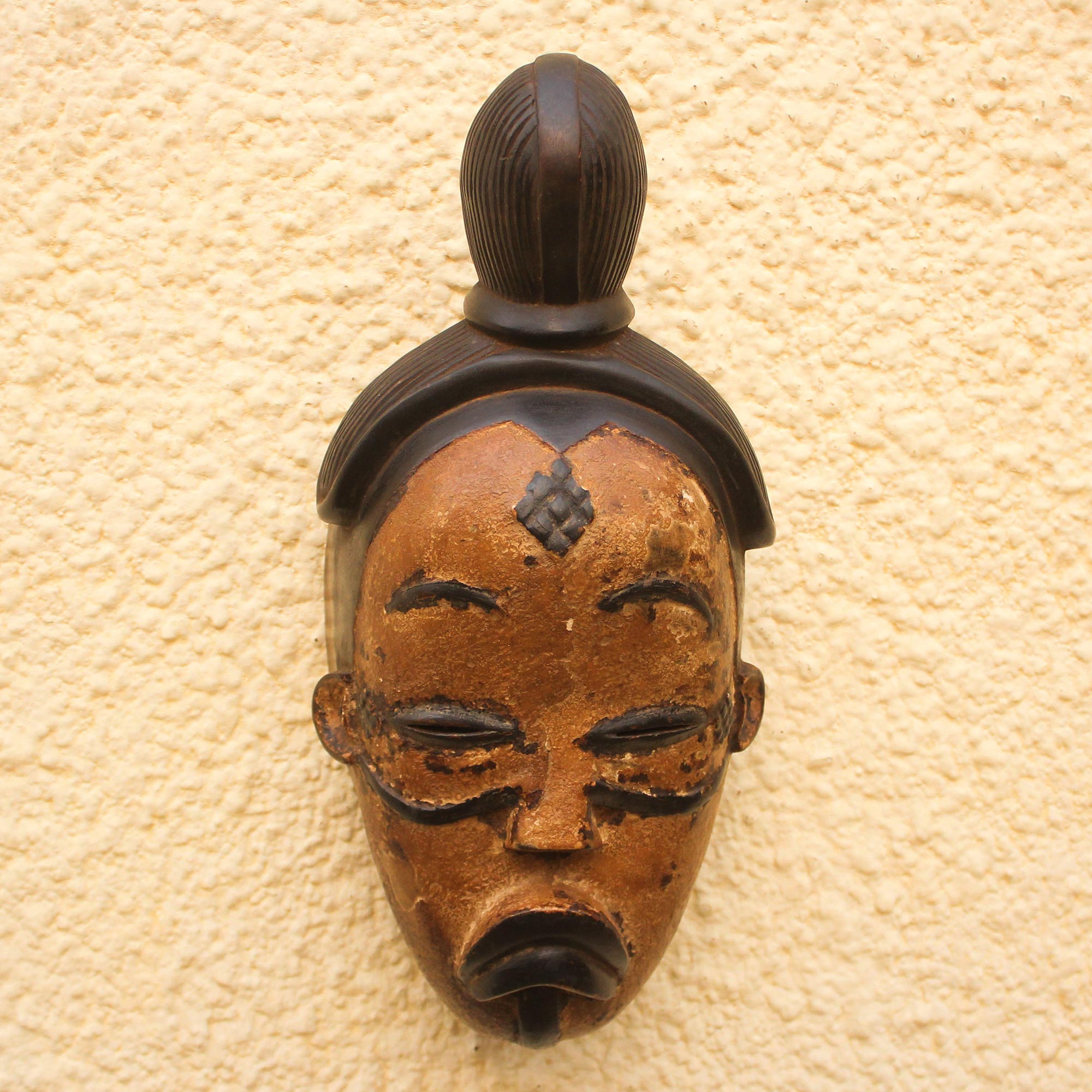 Premium Gabonese Wood Mask – Judge and Feast Collection