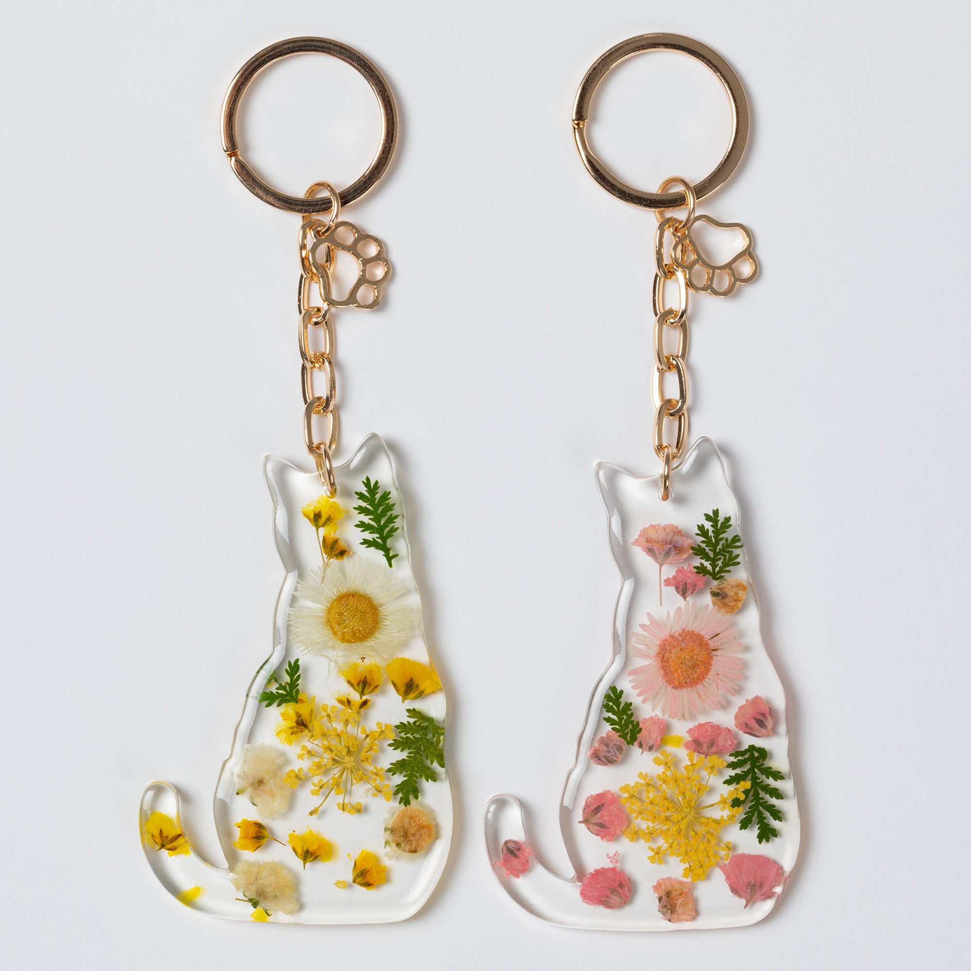 Premium Real Flowers Pet Keychain - Glamorous & Unique