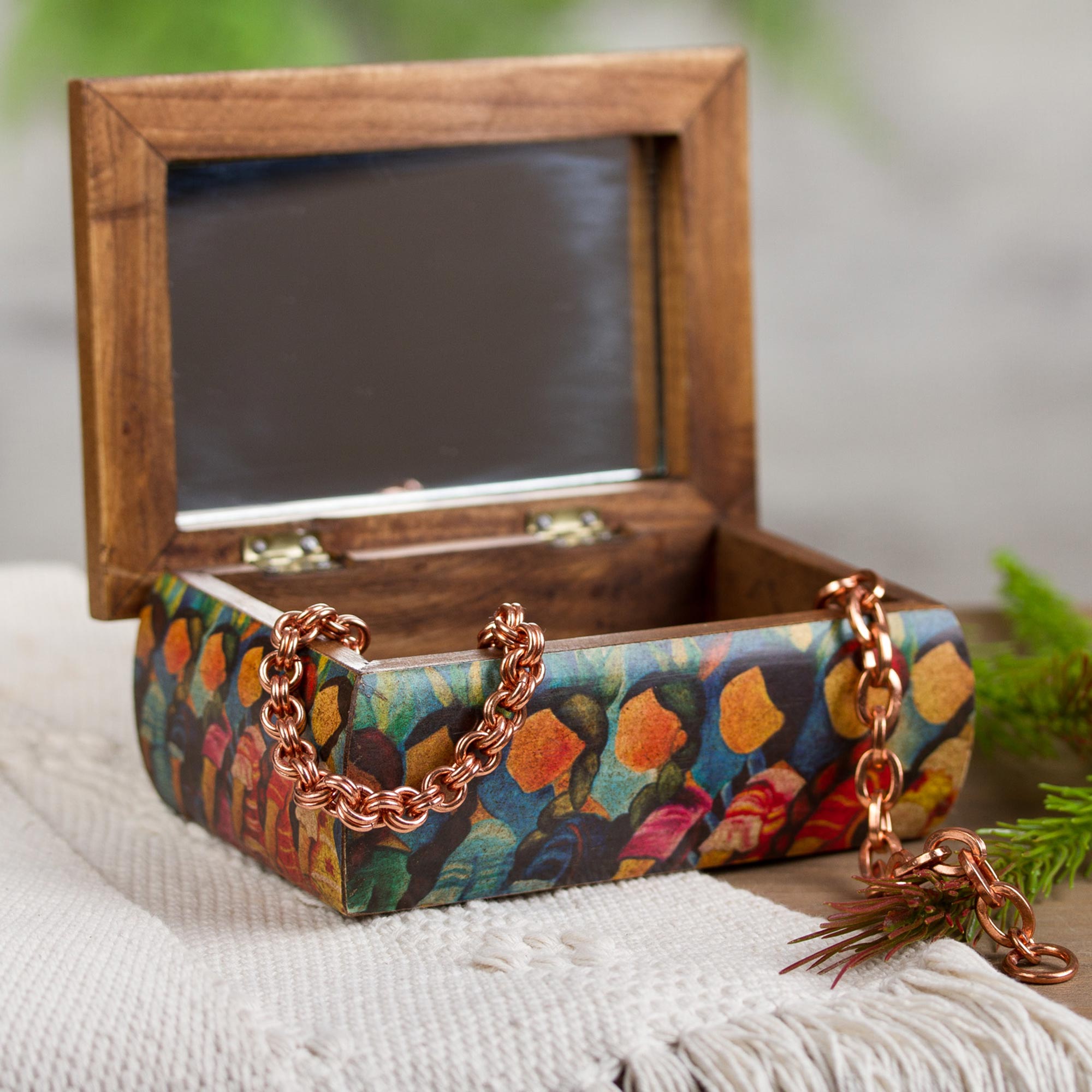 Premium Huichol Artisan Jewelry Box with Mirror - Handcrafted Pinewood