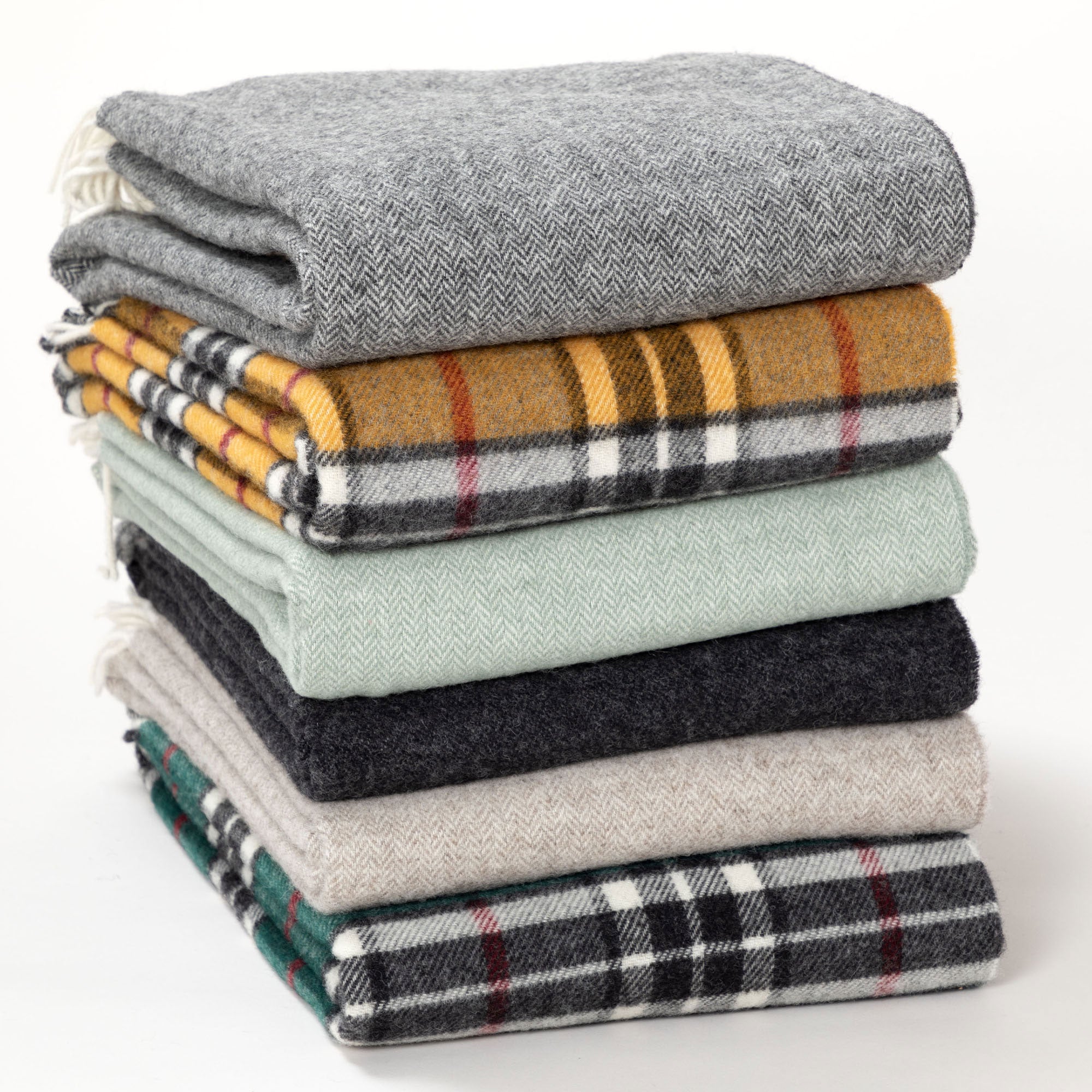 Premium Ukrainian 100% Merino Wool Throw Blanket - Ultimate Comfort & Sustainability
