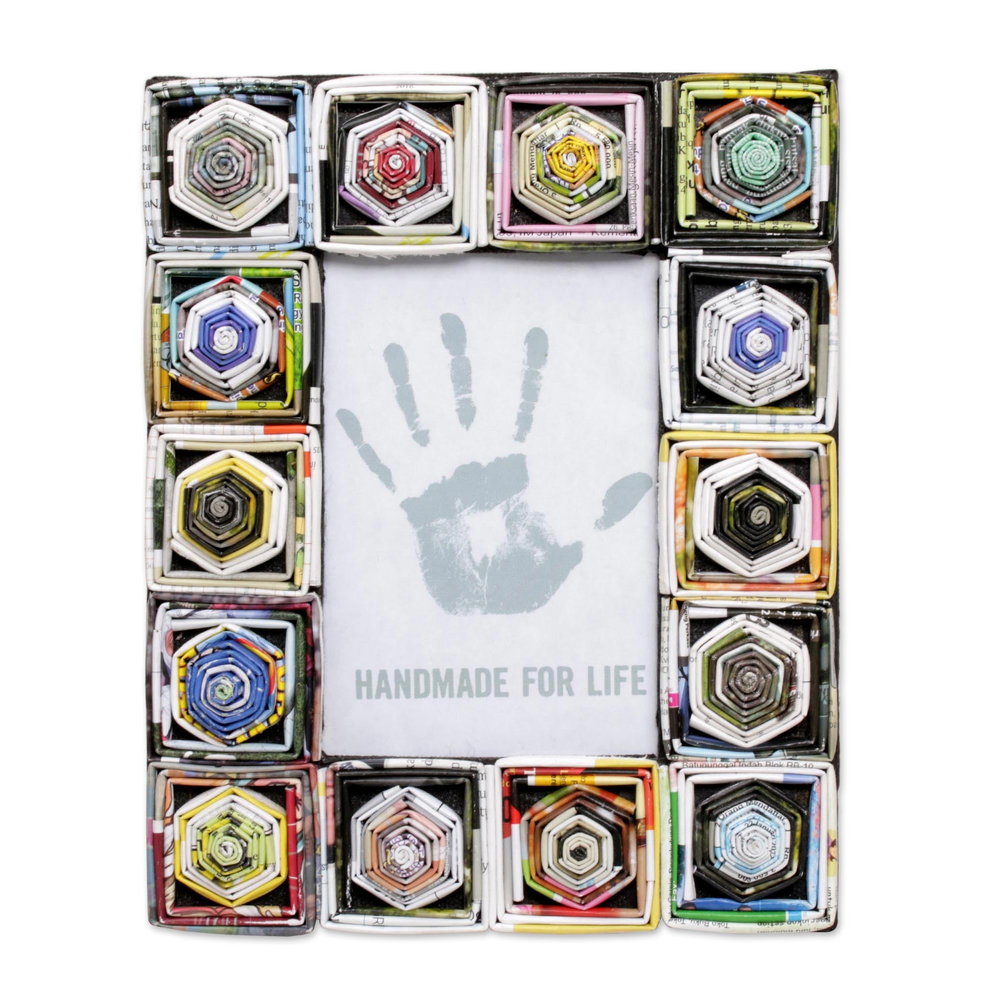 Premium Recycled Paper Photo Frame - Eco-Friendly Handcrafted Design from Bali