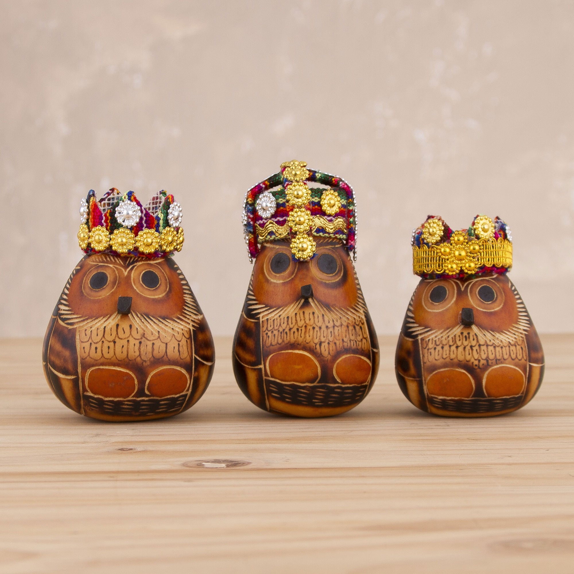 Premium Three Kings Owl Figurines - Handcrafted Gourd Set from Peru (Set of 3)