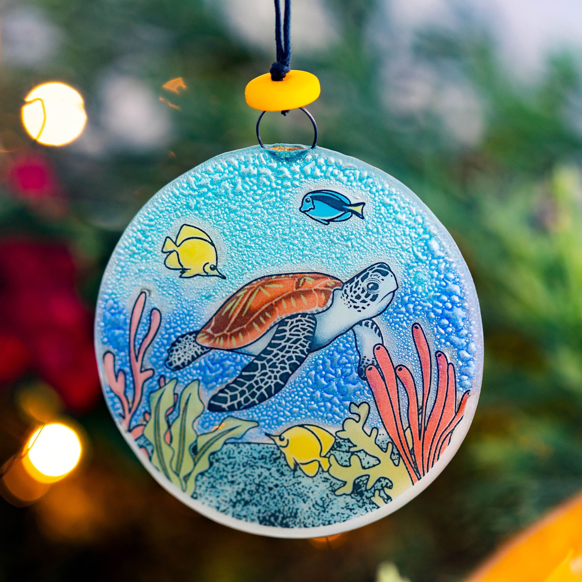 Premium Serene Sea Turtle Recycled Glass Ornament - Eco-Friendly Holiday Decor