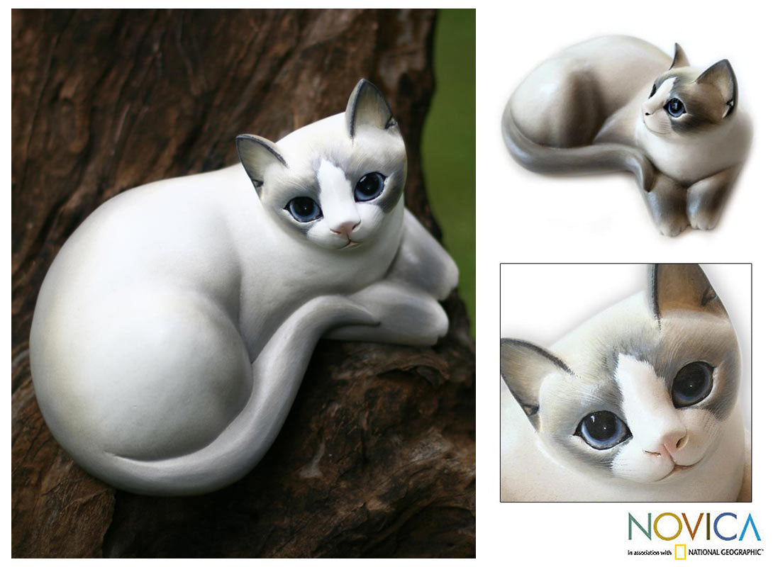 Premium Handcrafted Kitten Wood Statuette - Artisan Masterpiece