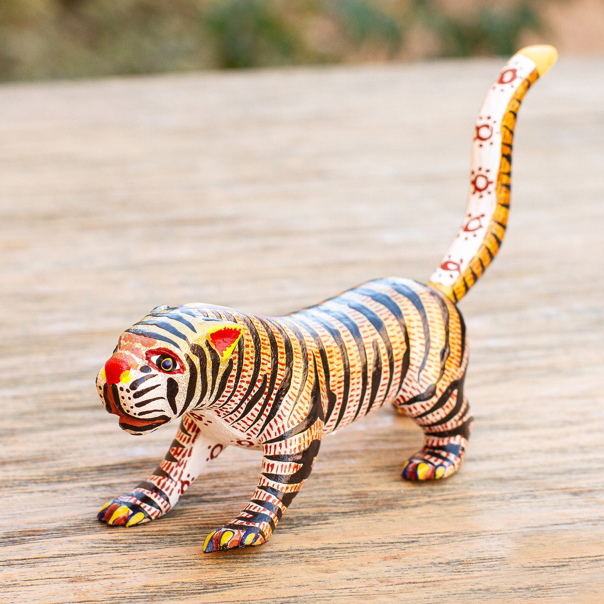 Premium Hand-Carved Cedar Wood Tiger Alebrije Sculpture - Mexican Folk Art Masterpiece