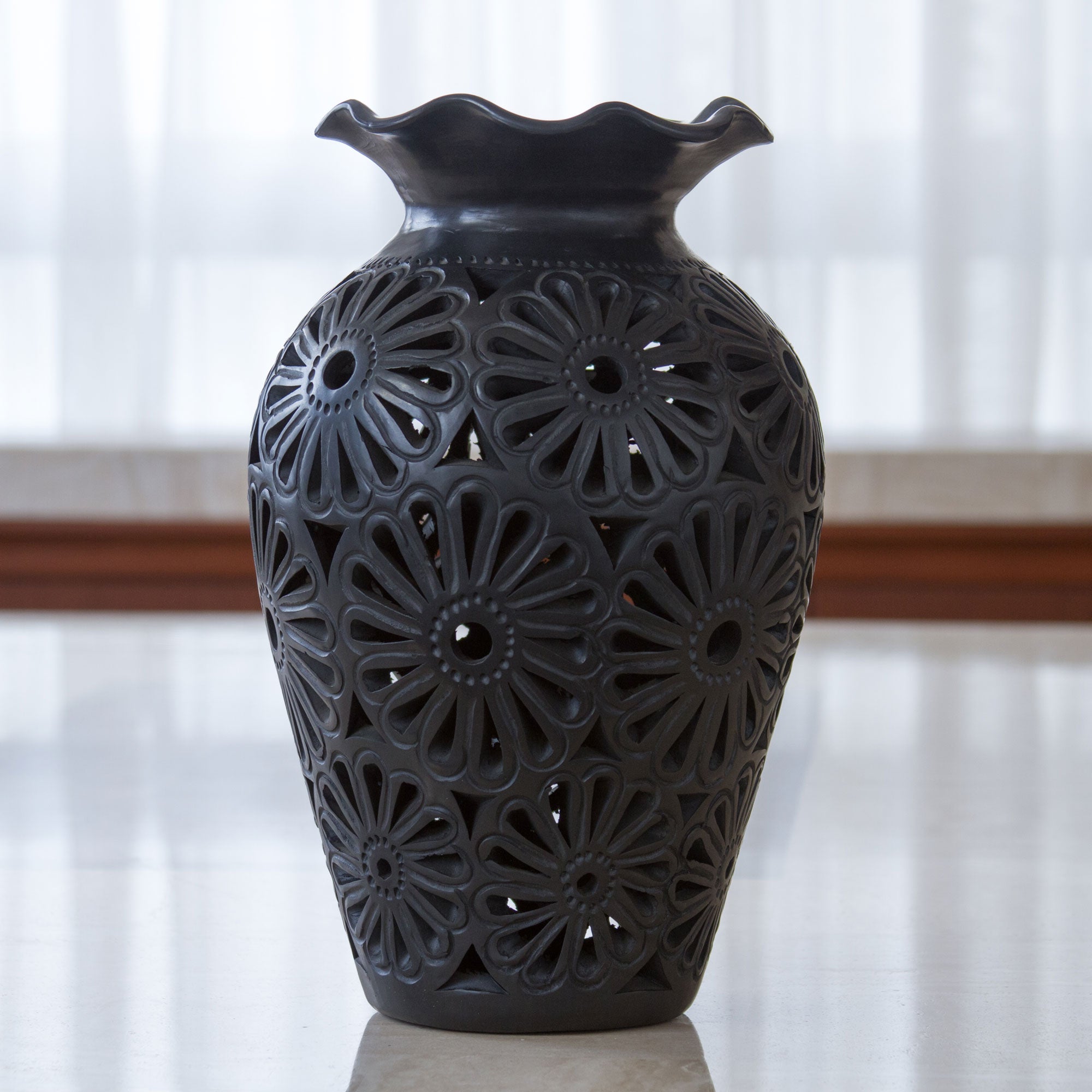 Premium Handcrafted Oaxaca Floral Vase with Ruffled Design