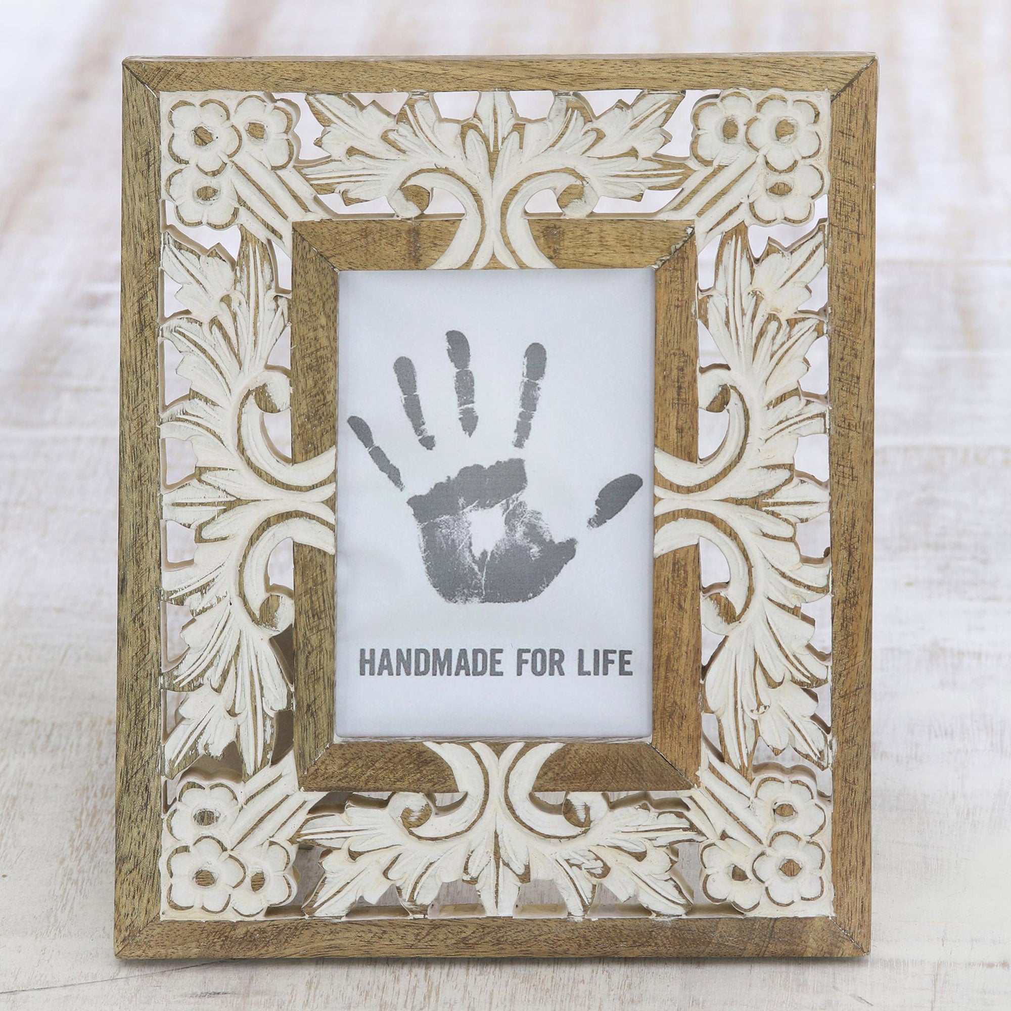 Premium White Garden Mango Wood Photo Frame - Handcrafted in India (4x6)