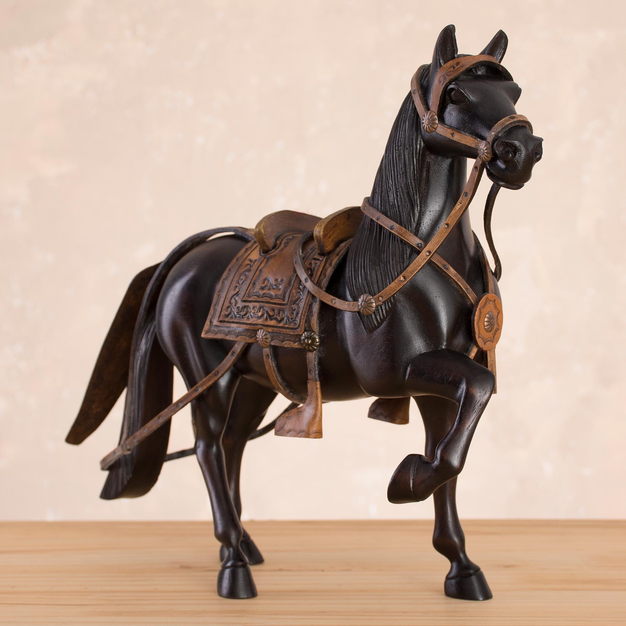 Premium Peruvian Paso Horse Sculpture in Cedar Wood & Leather (11.5 in.)
