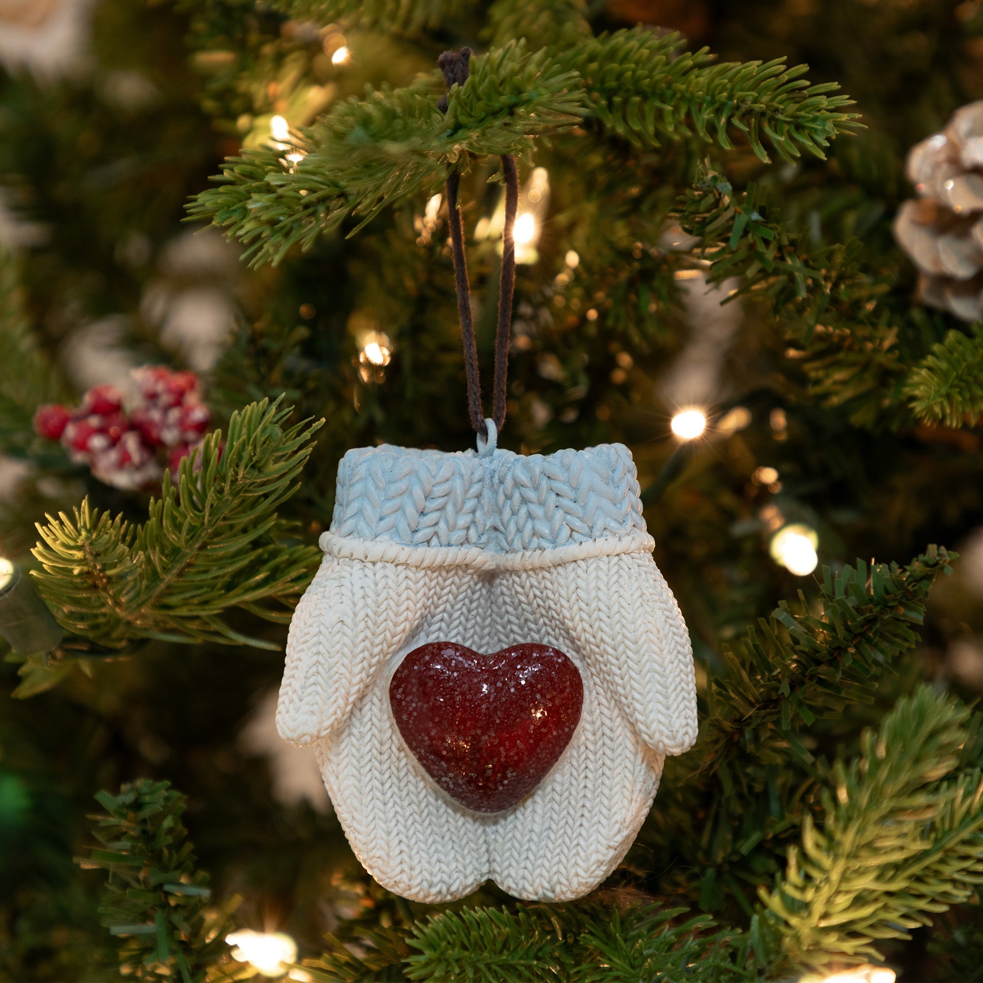 Premium Heart in My Hands Christmas Ornament - Ultimate Holiday Keepsake