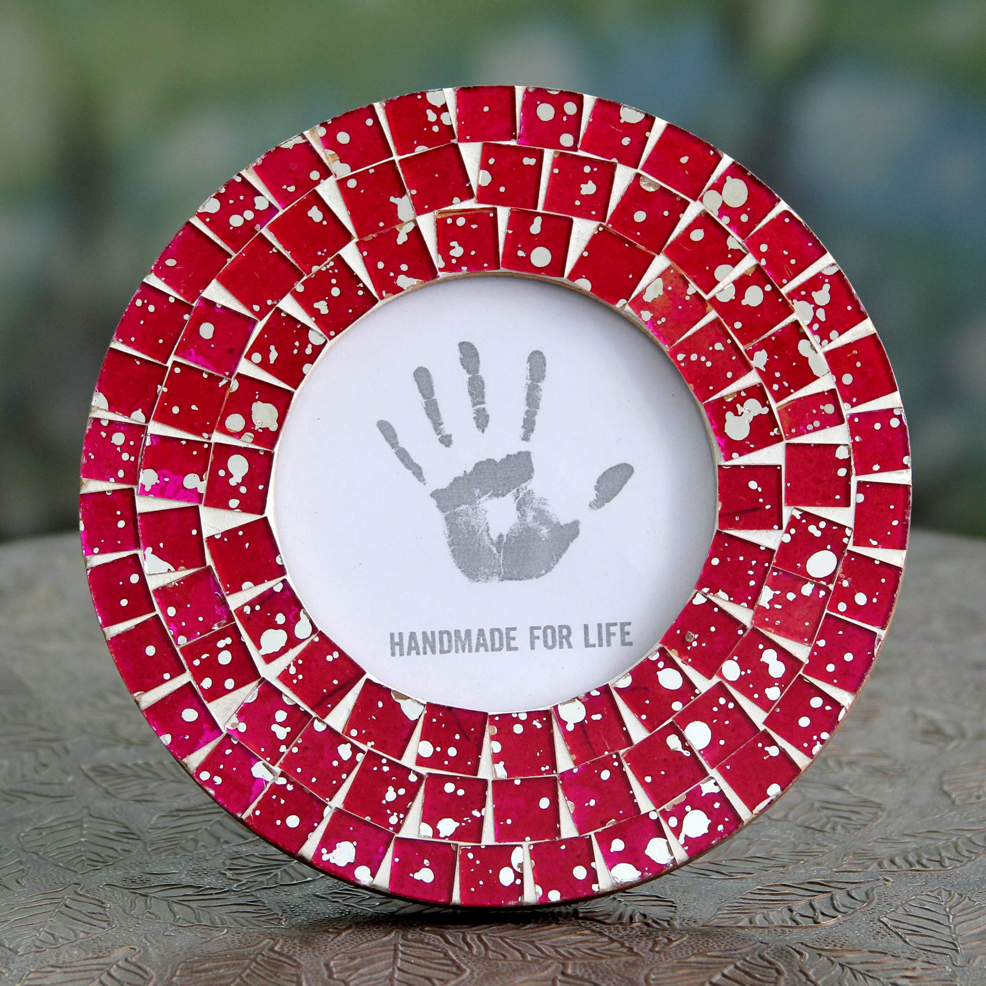 Premium Handcrafted Red Ruby Mosaic Photo Frame - Elegant 4x4 Inch Display