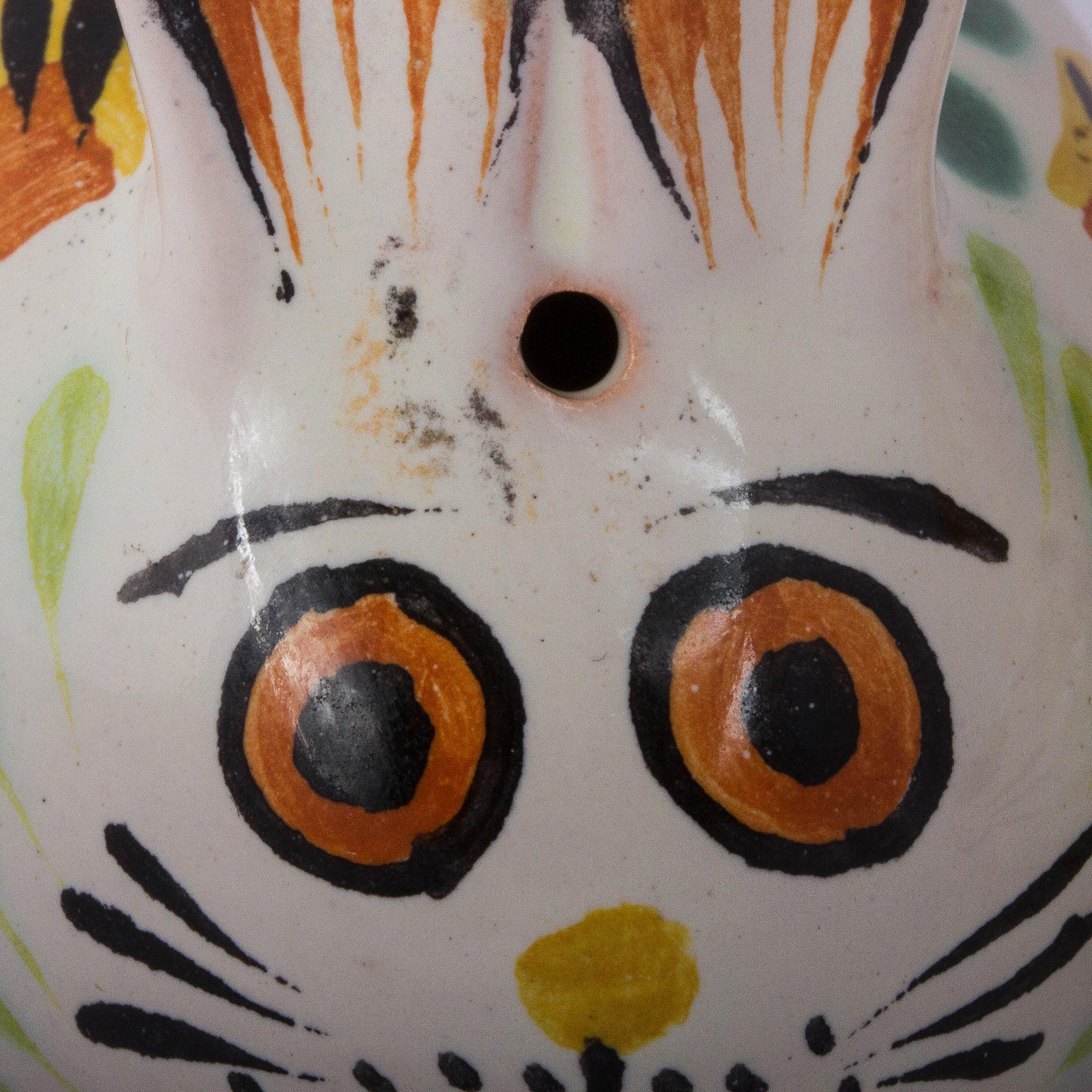 Premium Majolica Ceramic Rabbit Salt & Pepper Shakers - Handcrafted Farmhouse Pair