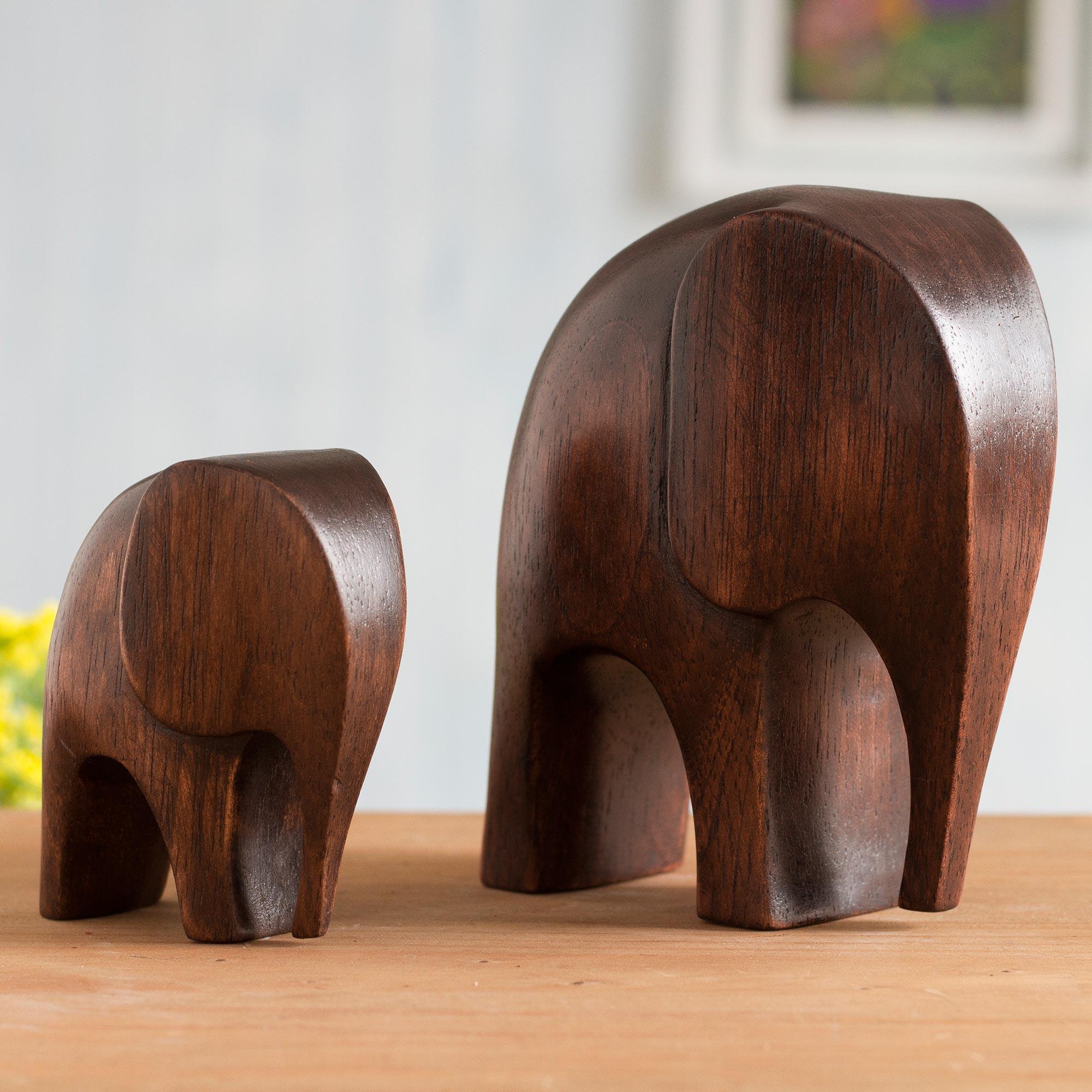 Premium Hand-Carved Cedar Wood Elephant Figurines from Peru - Mother & Baby Pair